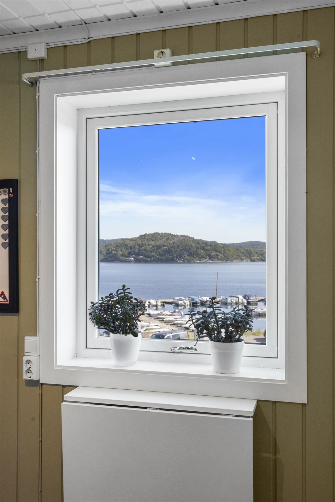 Utsikten fra kjøkkenet Galleribilde