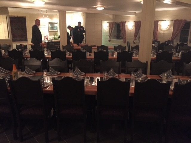 Dekket opp til sammenkomst. Galleribilde