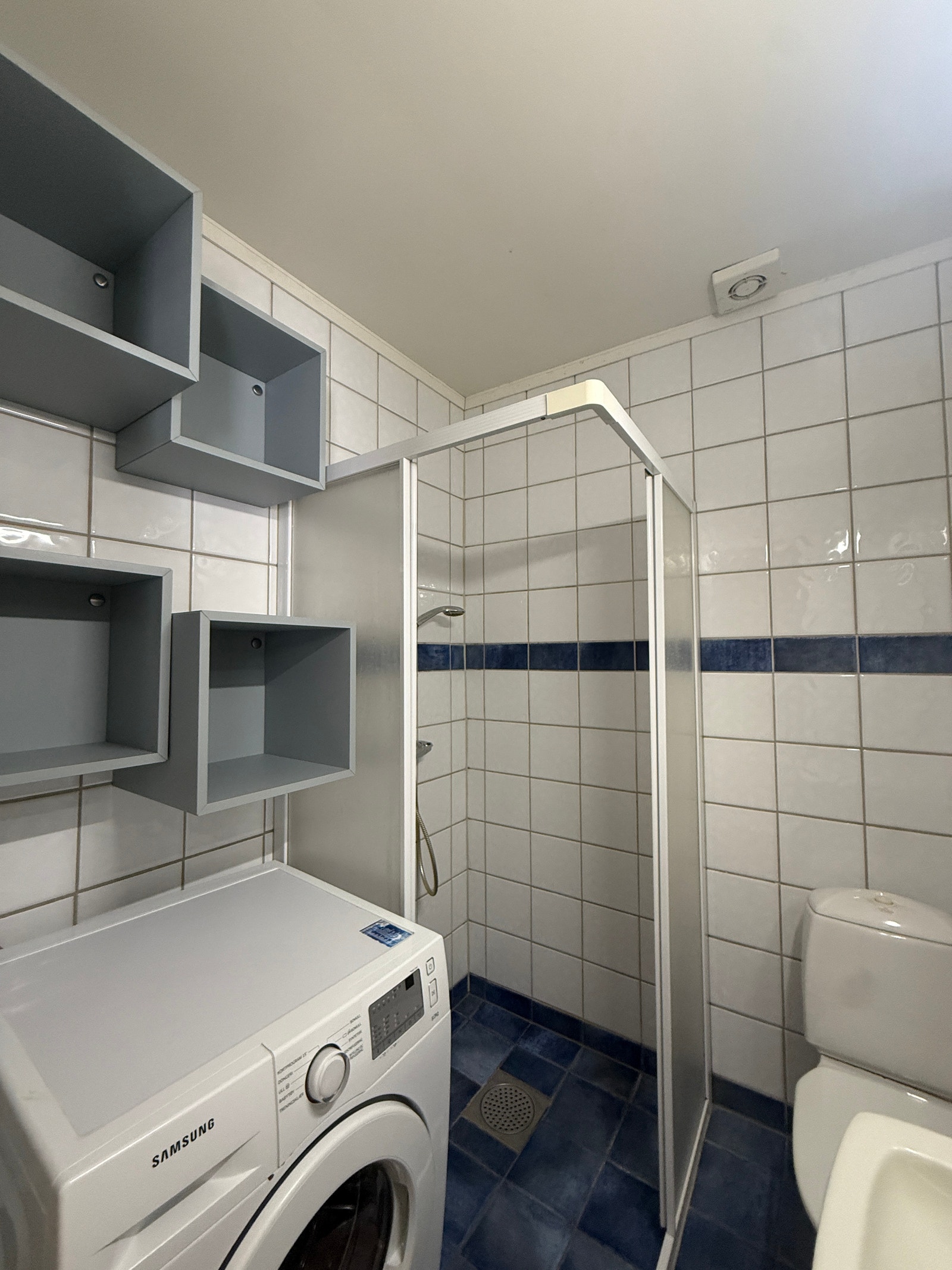 Flislagt bad Galleribilde