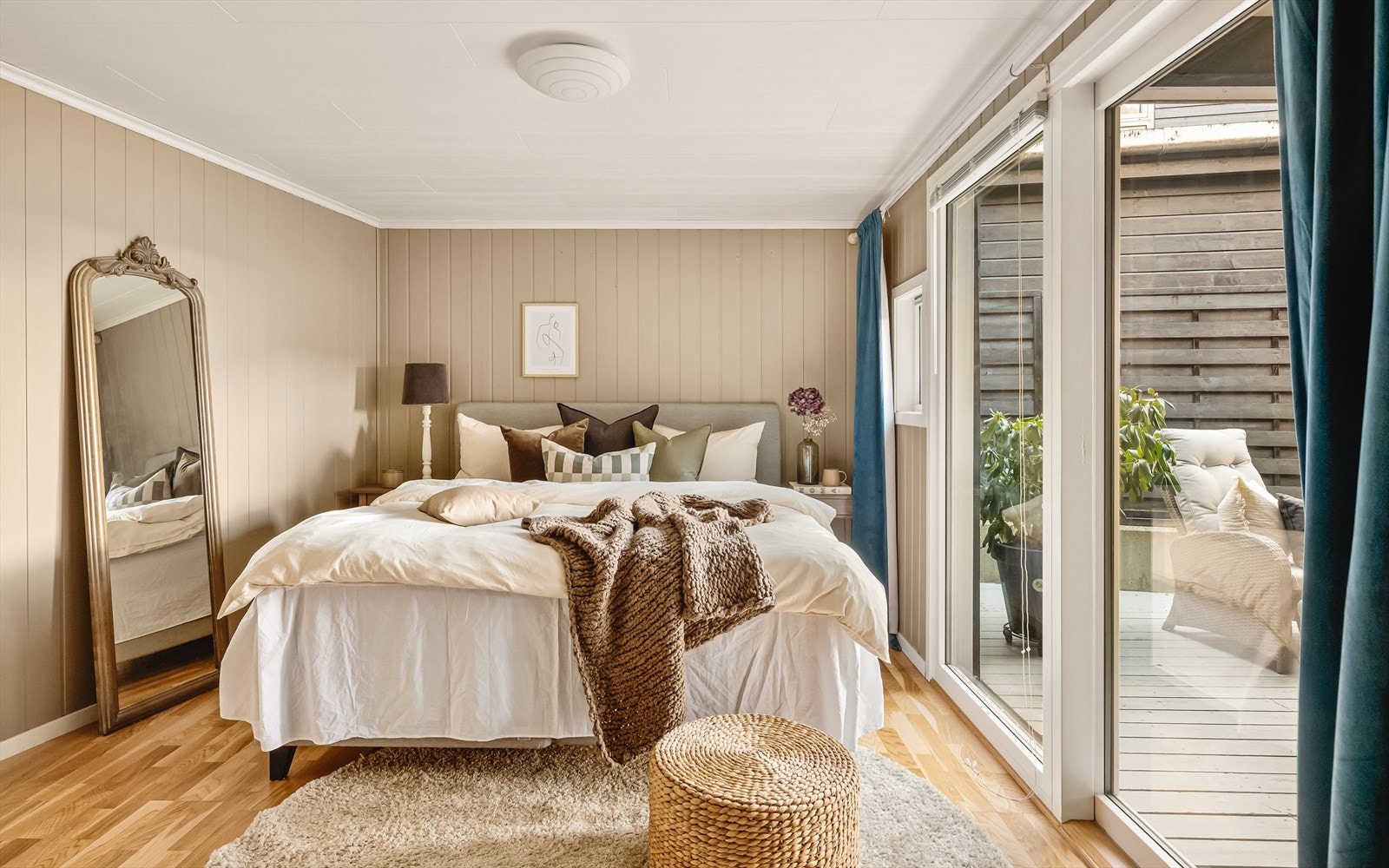 Hovedsoverom av god størrelse på 13,9 m². Galleribilde