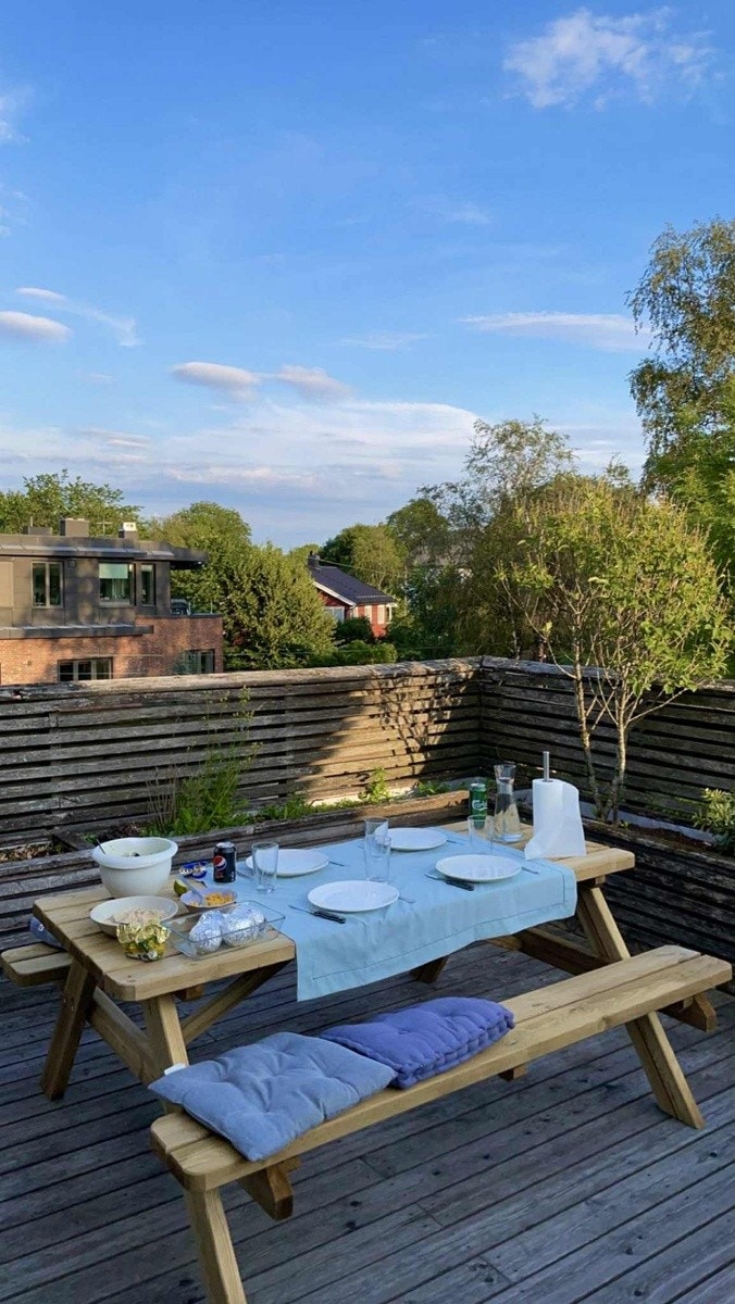 Privat takterrasse med gode solforhold hele døgnet Galleribilde