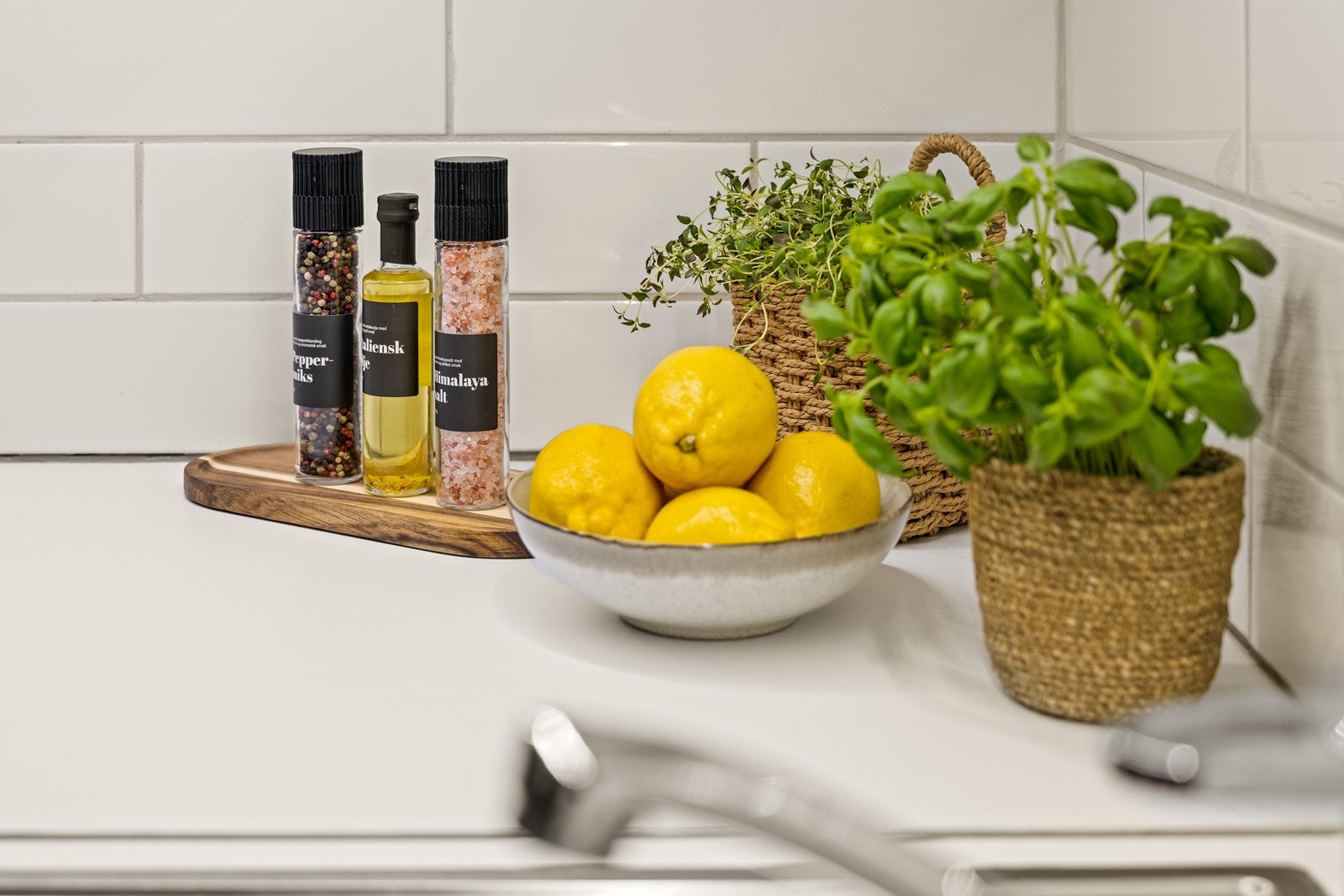 Kjøkkenet er utstyrt med kjøkkenventilator med kullfilter. Galleribilde