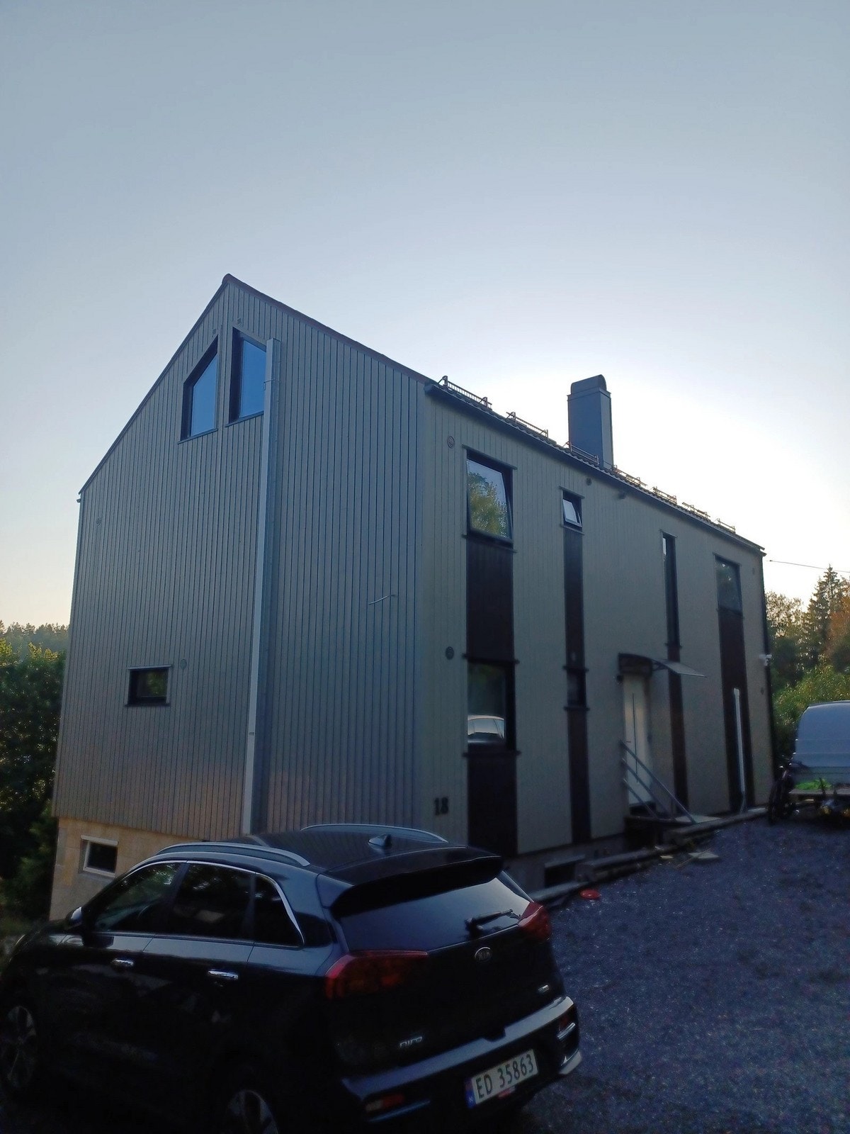 P-plass på eiendommen Galleribilde