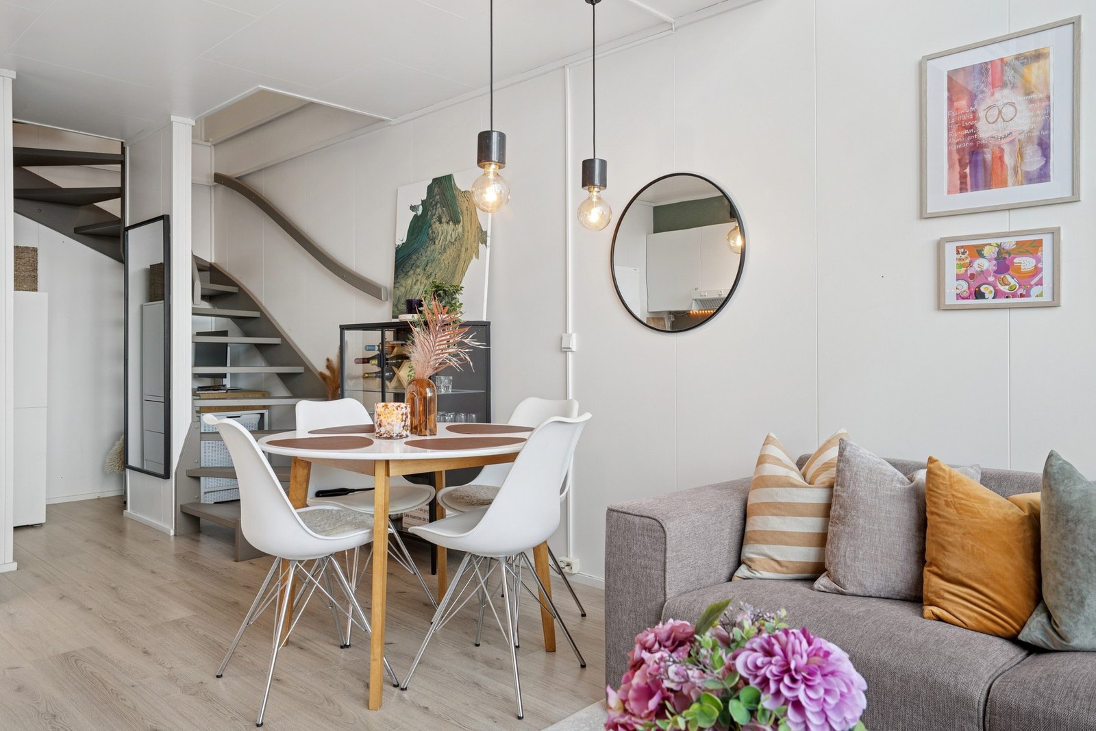 God plass til spisebord Galleribilde