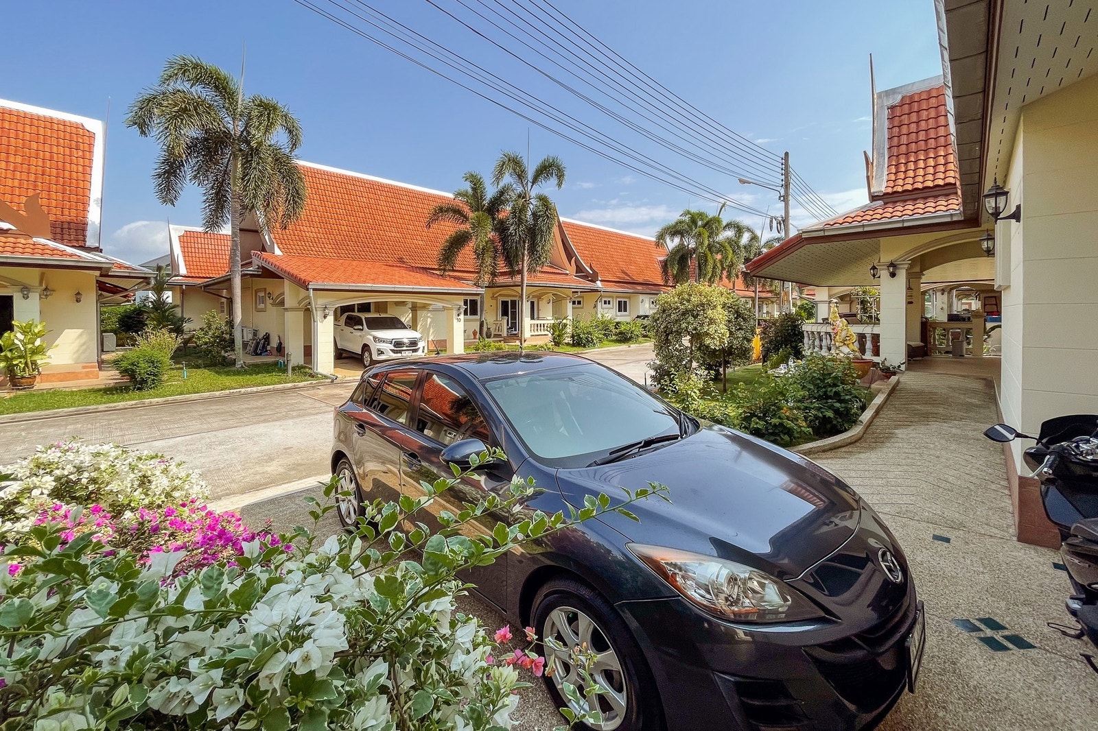 Parkering på egen tomt Galleribilde