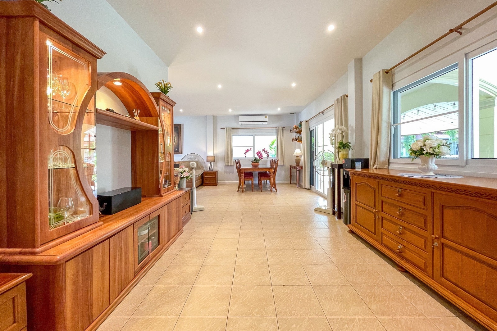 Oppbevaring ved kjøkkenet Galleribilde