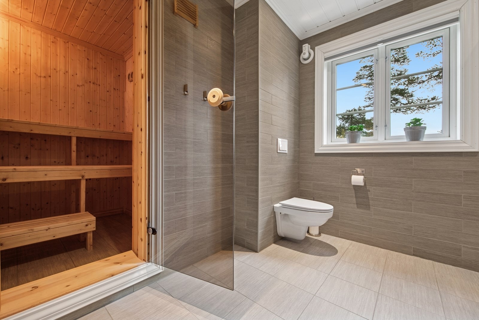 På hovedbadet er det også badstue. Galleribilde