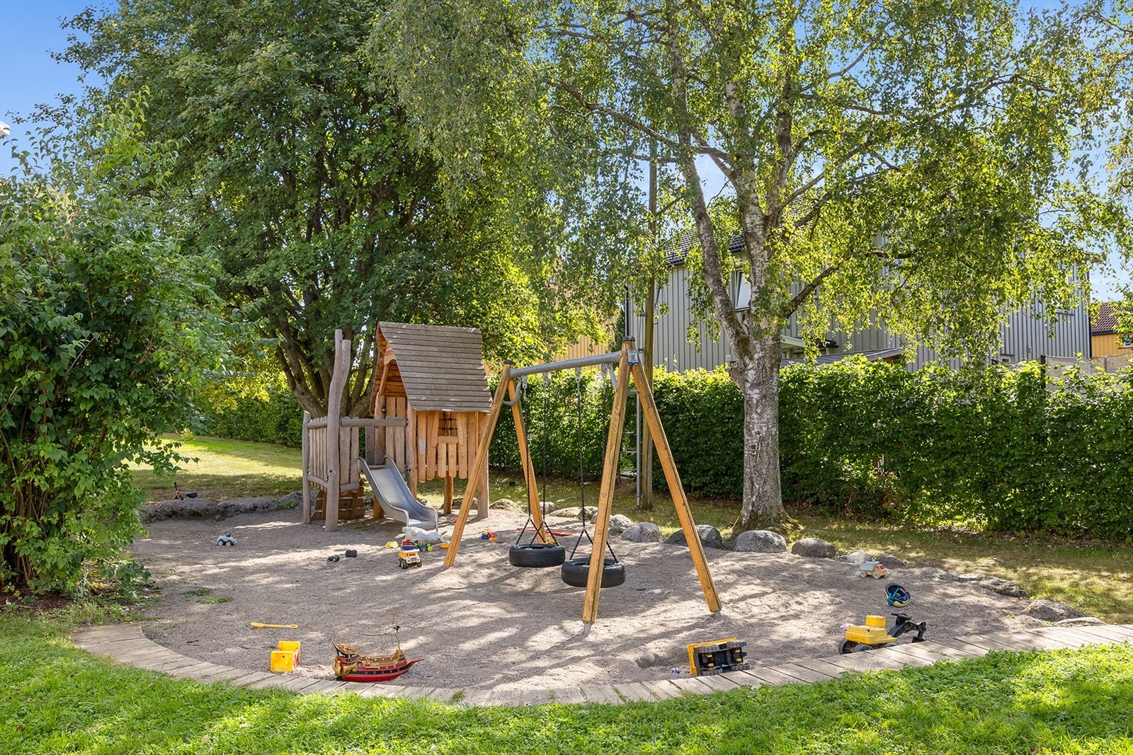 Uteområdet Galleribilde