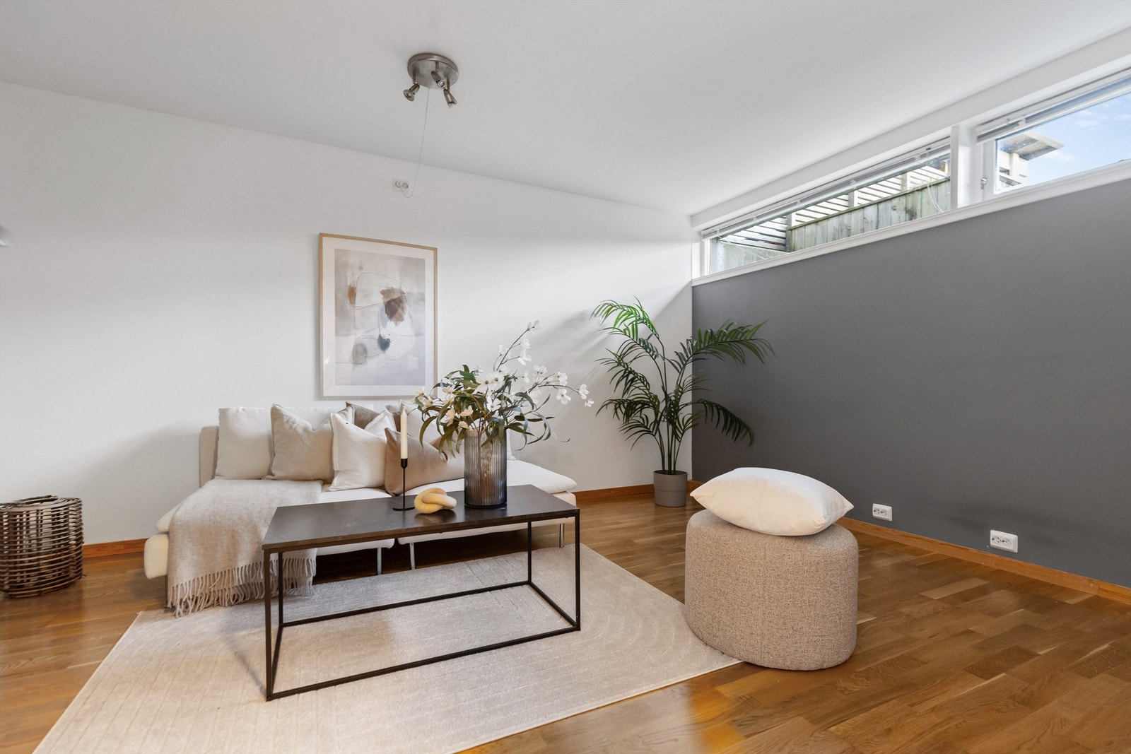 Kjellerstue (ikke godkjent rom for varig opphold). Galleribilde