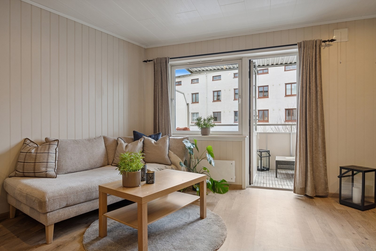 Innherredsveien 90C har en svært sentral beliggenhet på Lademoen/Voldsminde, et område som kombinerer sjarmerende bygårdsbebyggelse med nærhet til byens pulserende liv. Galleribilde