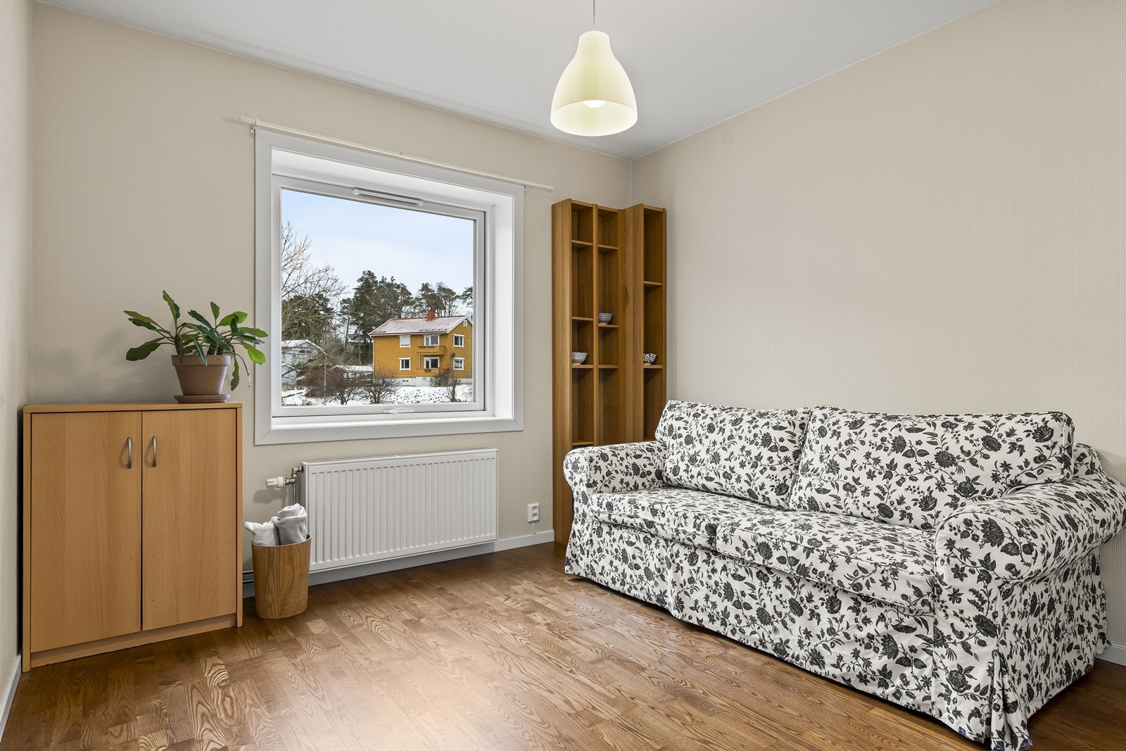 Det andre soverommet egner seg godt som barnerom, gjesterom eller kontor. Galleribilde