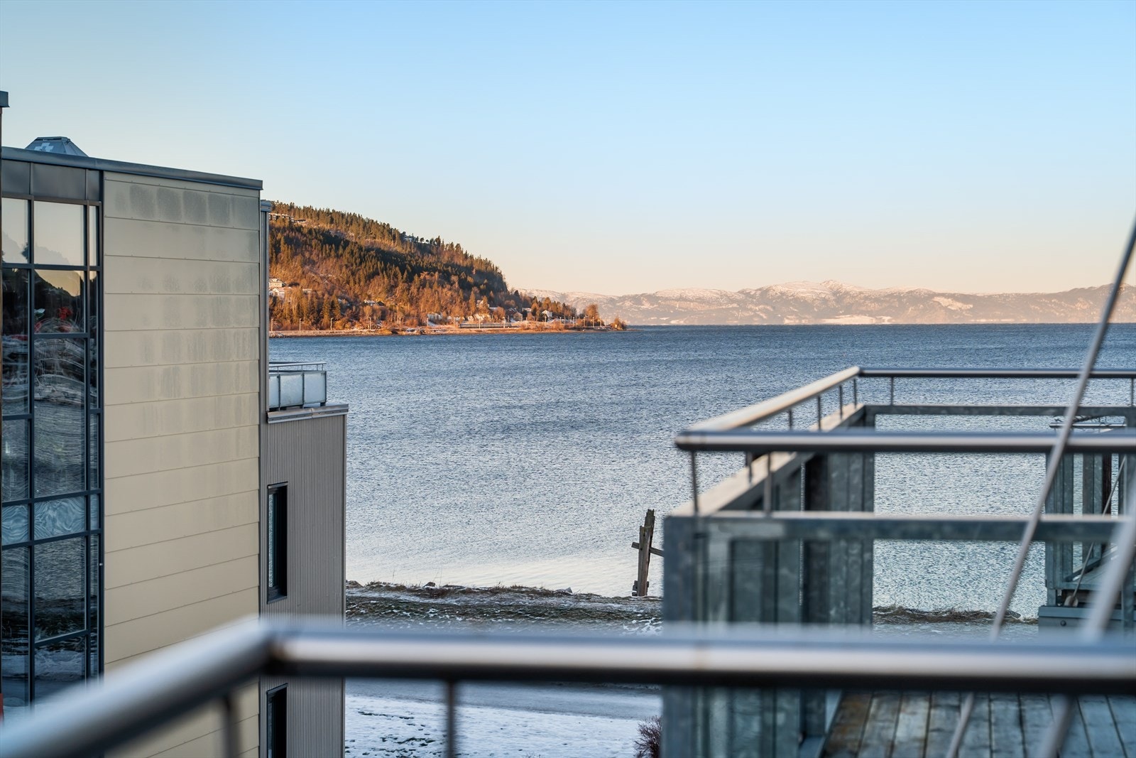 Velkommen til Havnevegen 203, presentert av Christer A. Pedersen v/Proaktiv Eiendomsmegling. Galleribilde