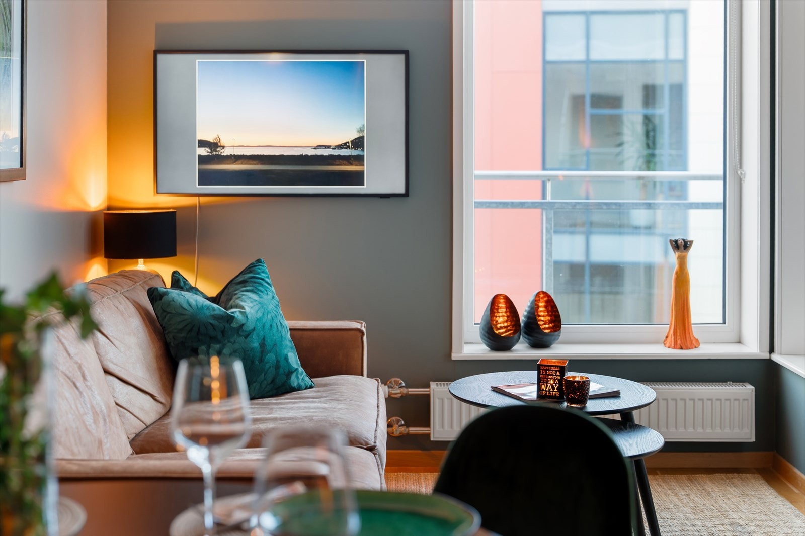 Leiligheten holder gjennomgående god standard fra byggeår med TG1 på samtlige punkt. Galleribilde