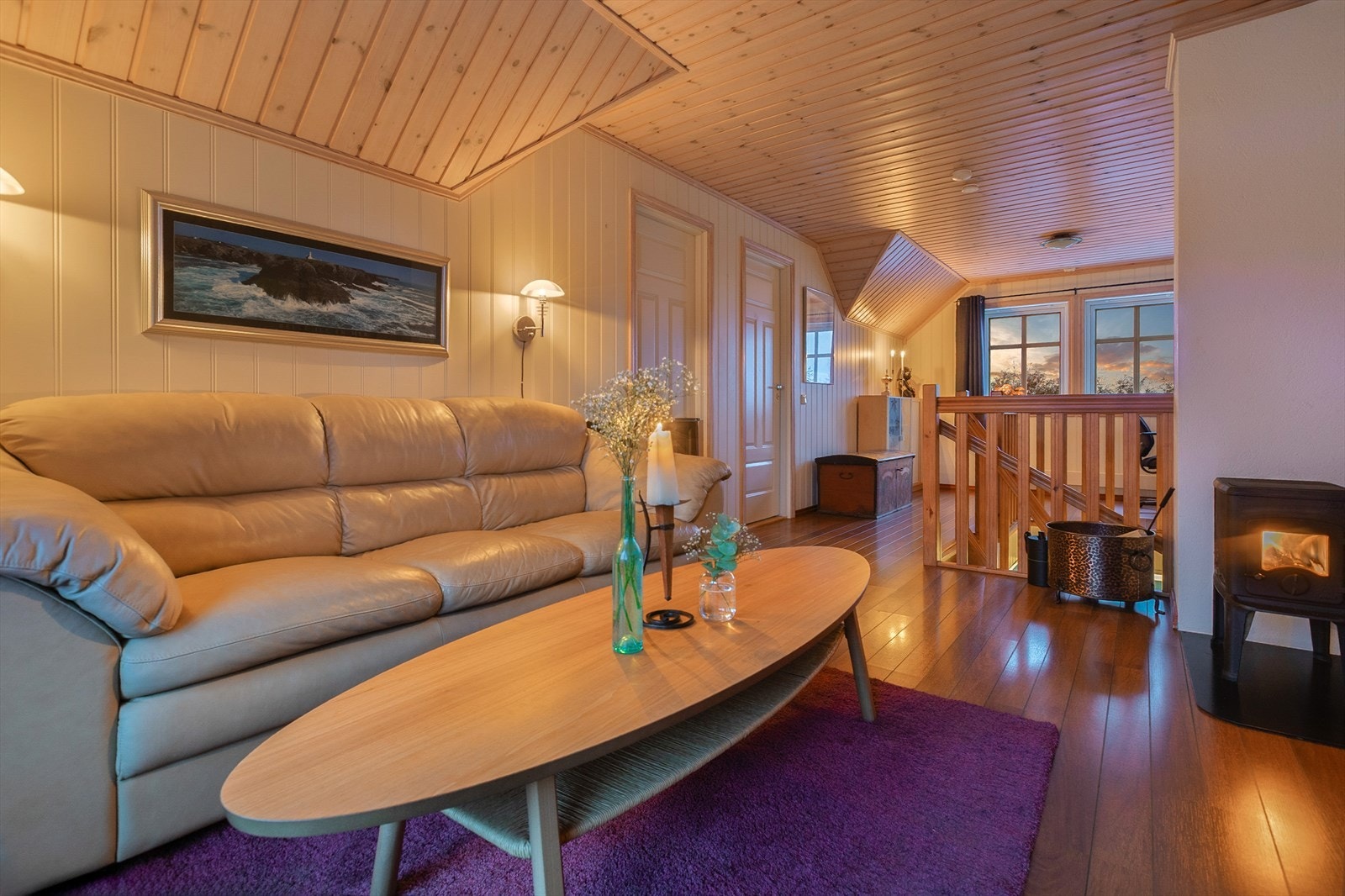 Herfra har man tilgang til soverommene og badet i etasjen. Galleribilde