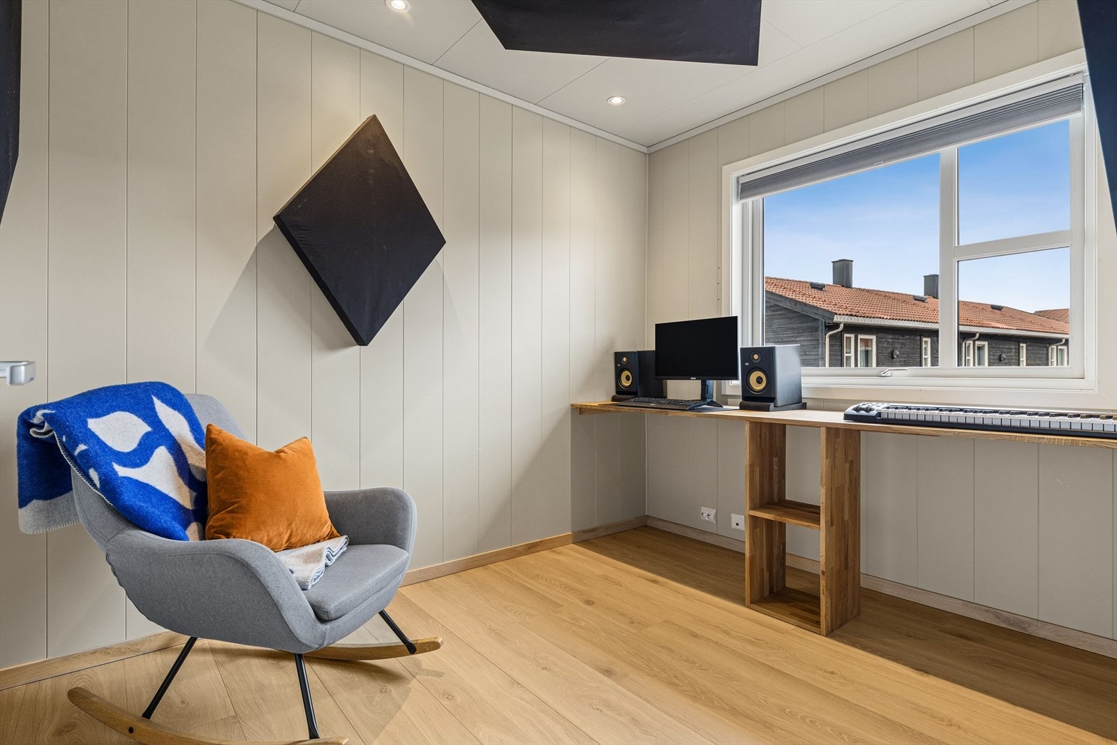 Soverom 3 som i dag er innredet som kontor. Galleribilde