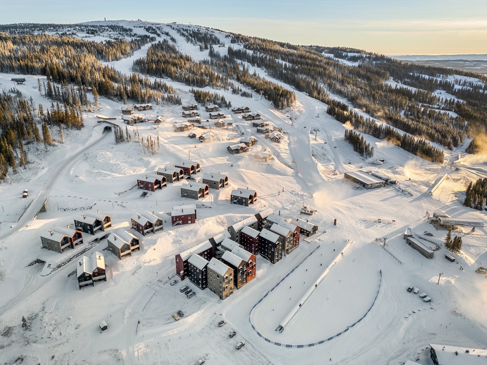 Her finner du praktisk talt løypenettet (langrenn) som Hafjell og Øyerfjell har å by på rett utenfor døren. Det er totalt ca. 300 km med preparerte løyper for både klassisk og skøyting. Galleribilde