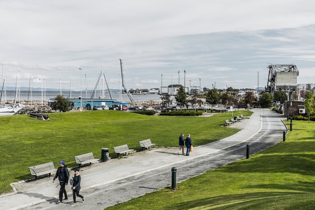 Kort gangavstand til den vakre Promenaden på Brattøra Galleribilde