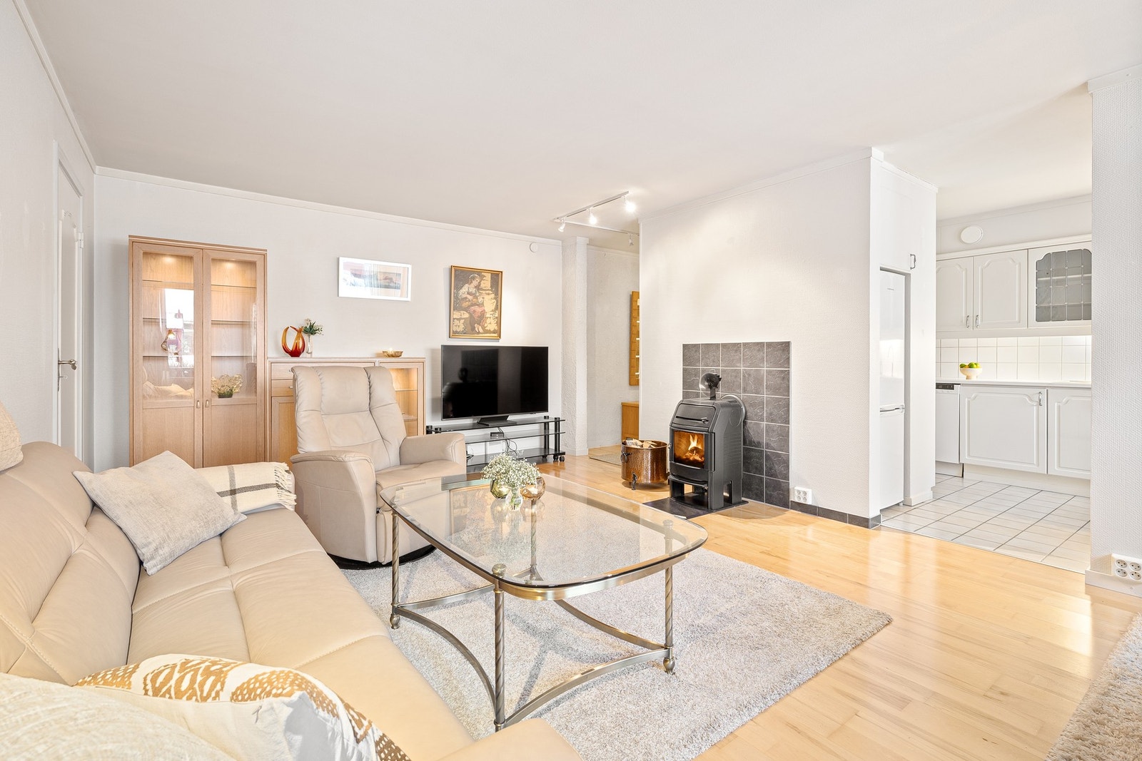 Lys og trivelig stue på 25,1 kvadratmeter. Galleribilde