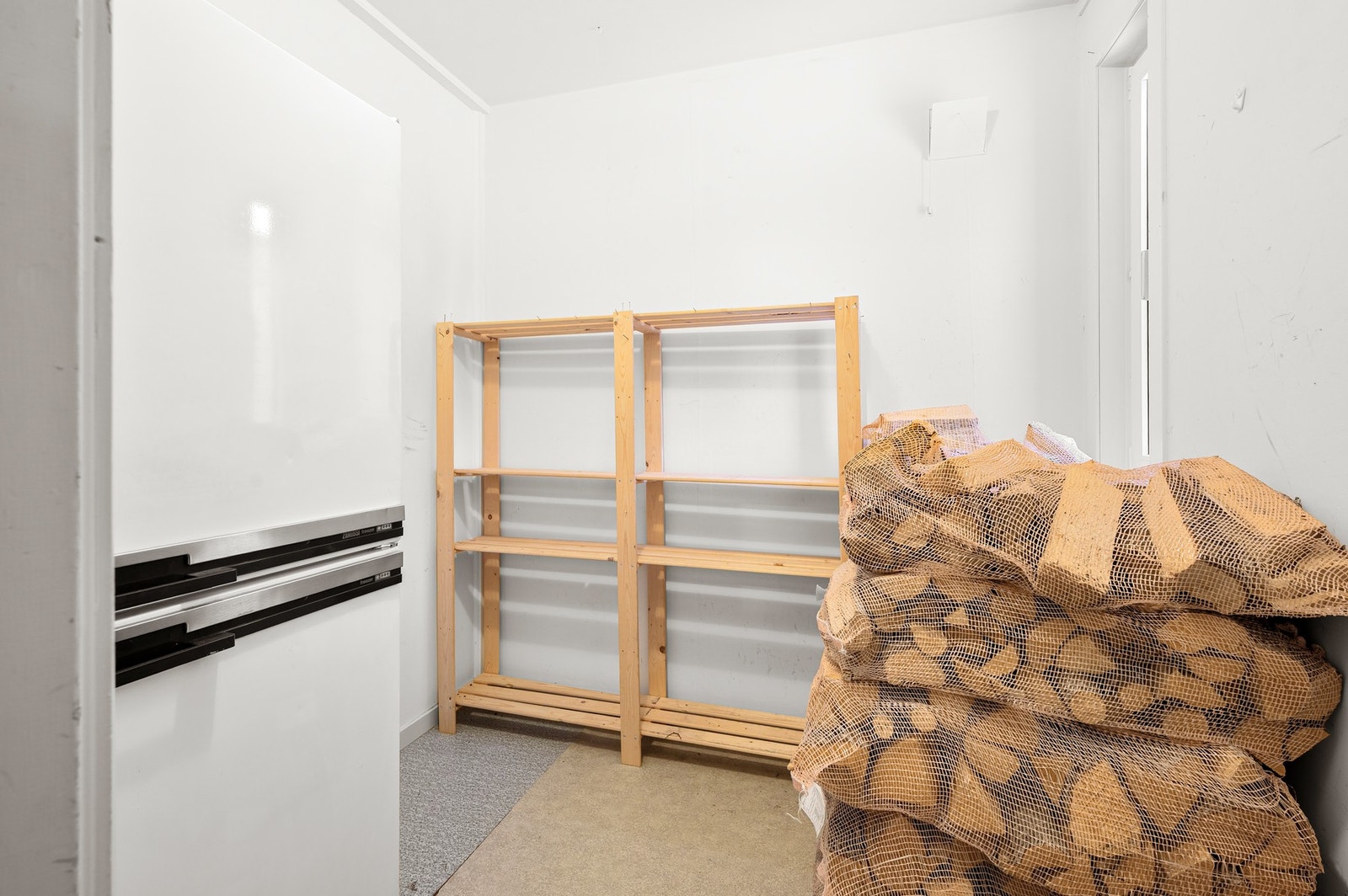 Leiligheten har en intern bod målt til 4,6 kvm med gode oppbevaringsmuligheter. Galleribilde