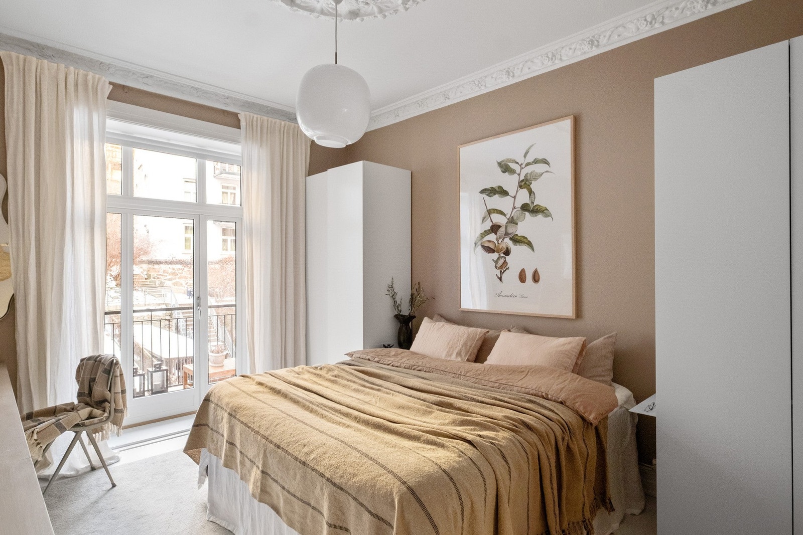 Hovedsoverommet har utgang til en egen balkong på ca. 7 kvm. Galleribilde