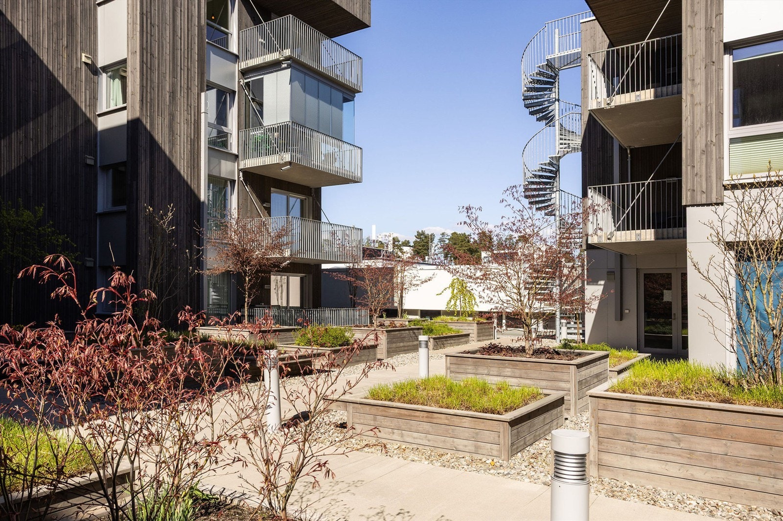 Den japanske hagen er et fellesområde som alle beboere har tilgang til, og som bidrar til et godt naboskap og et trivelig bomiljø. Galleribilde