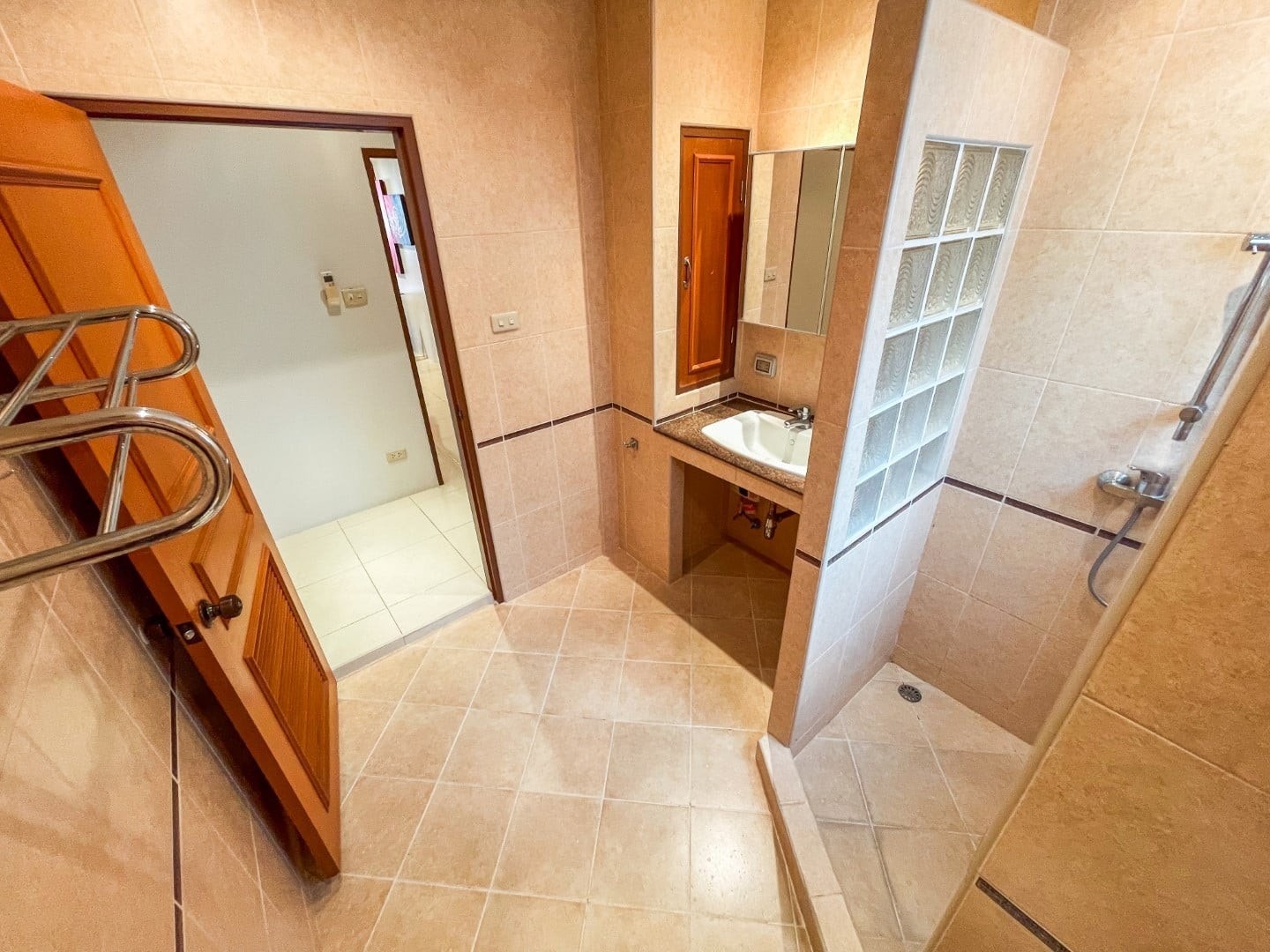 Bad/ WC tilhørende hoved soverom Galleribilde