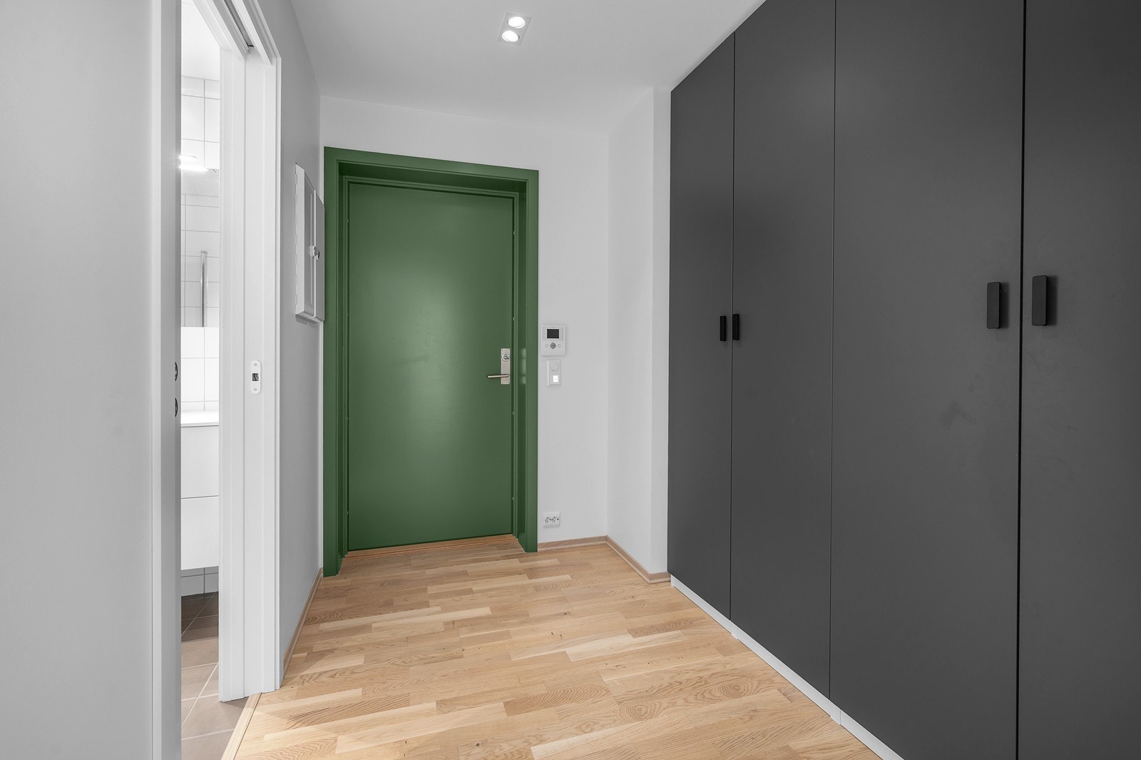 Det følger med bod i kjeller på 5 kvm. Velkommen inn! Galleribilde