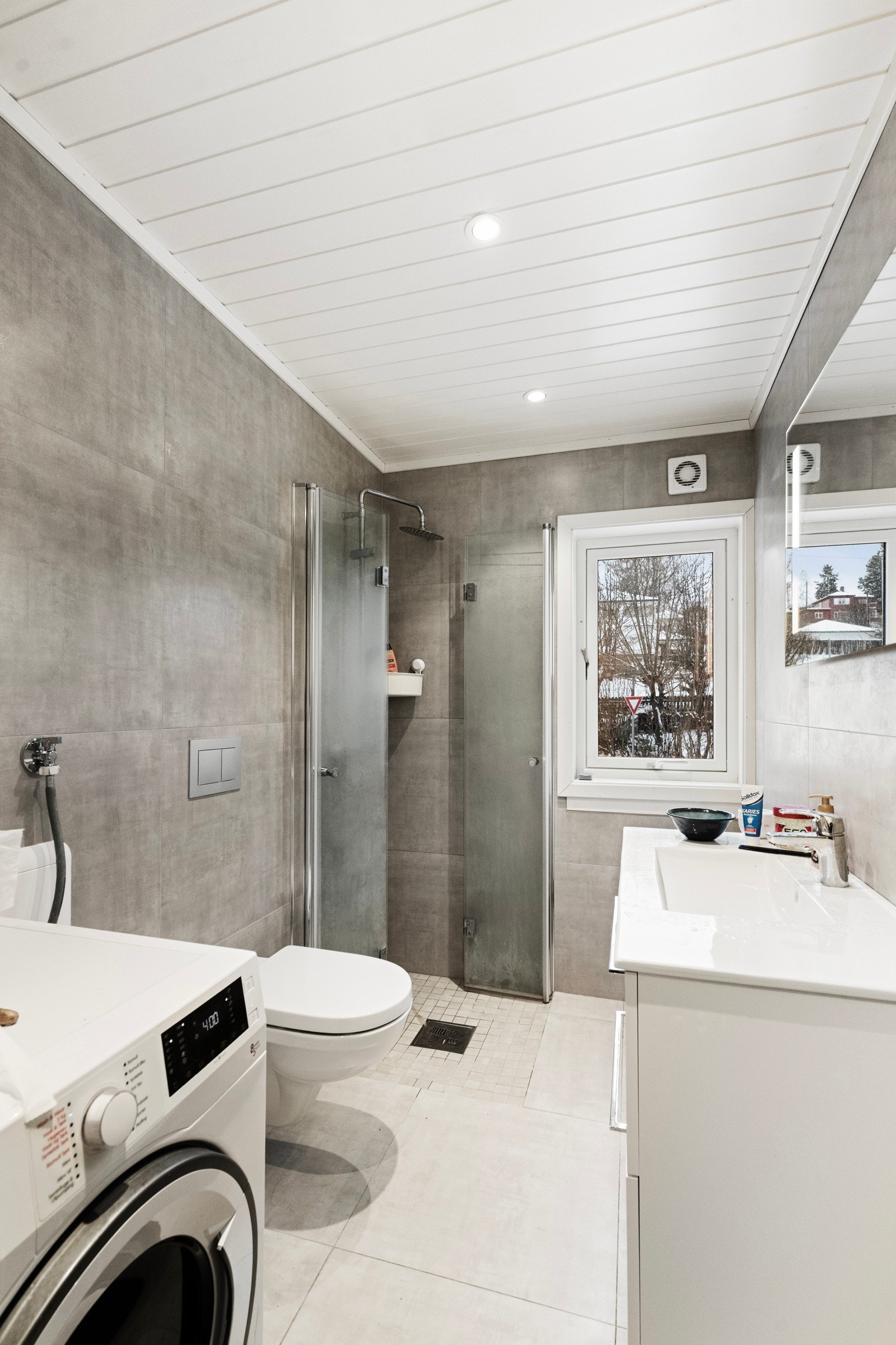 Int_12 Galleribilde