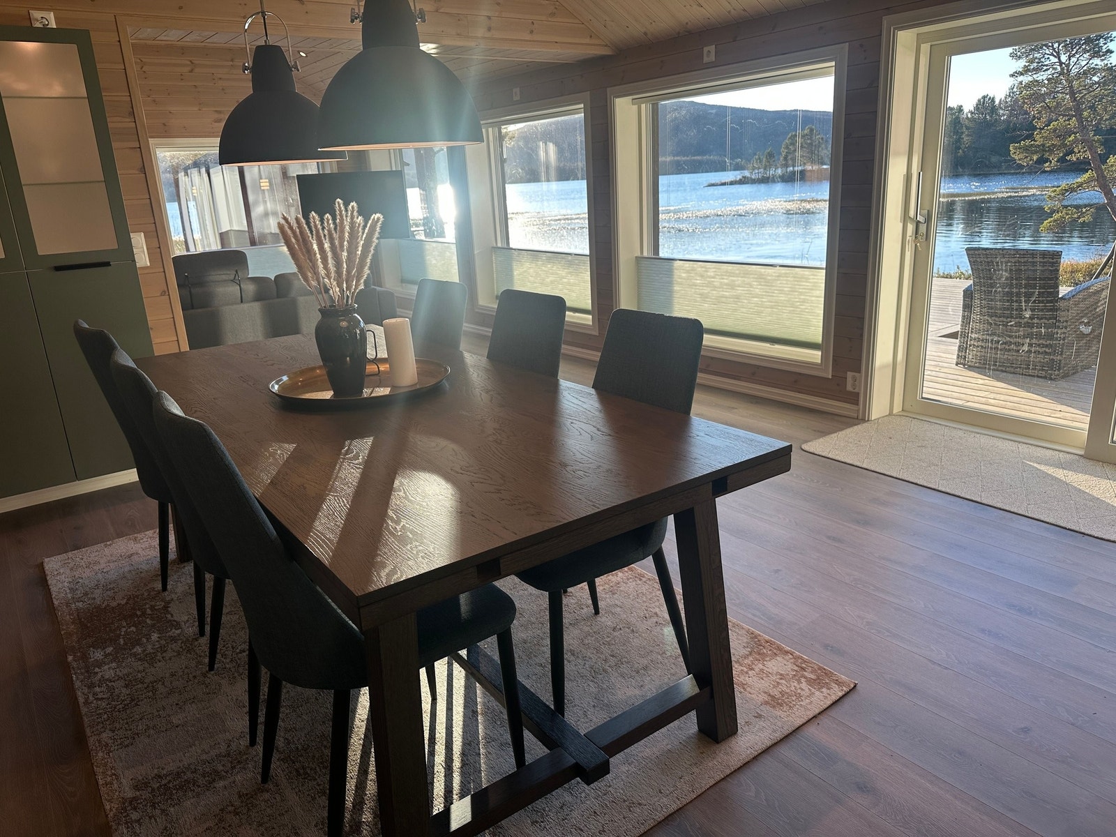 Spisestue. Galleribilde