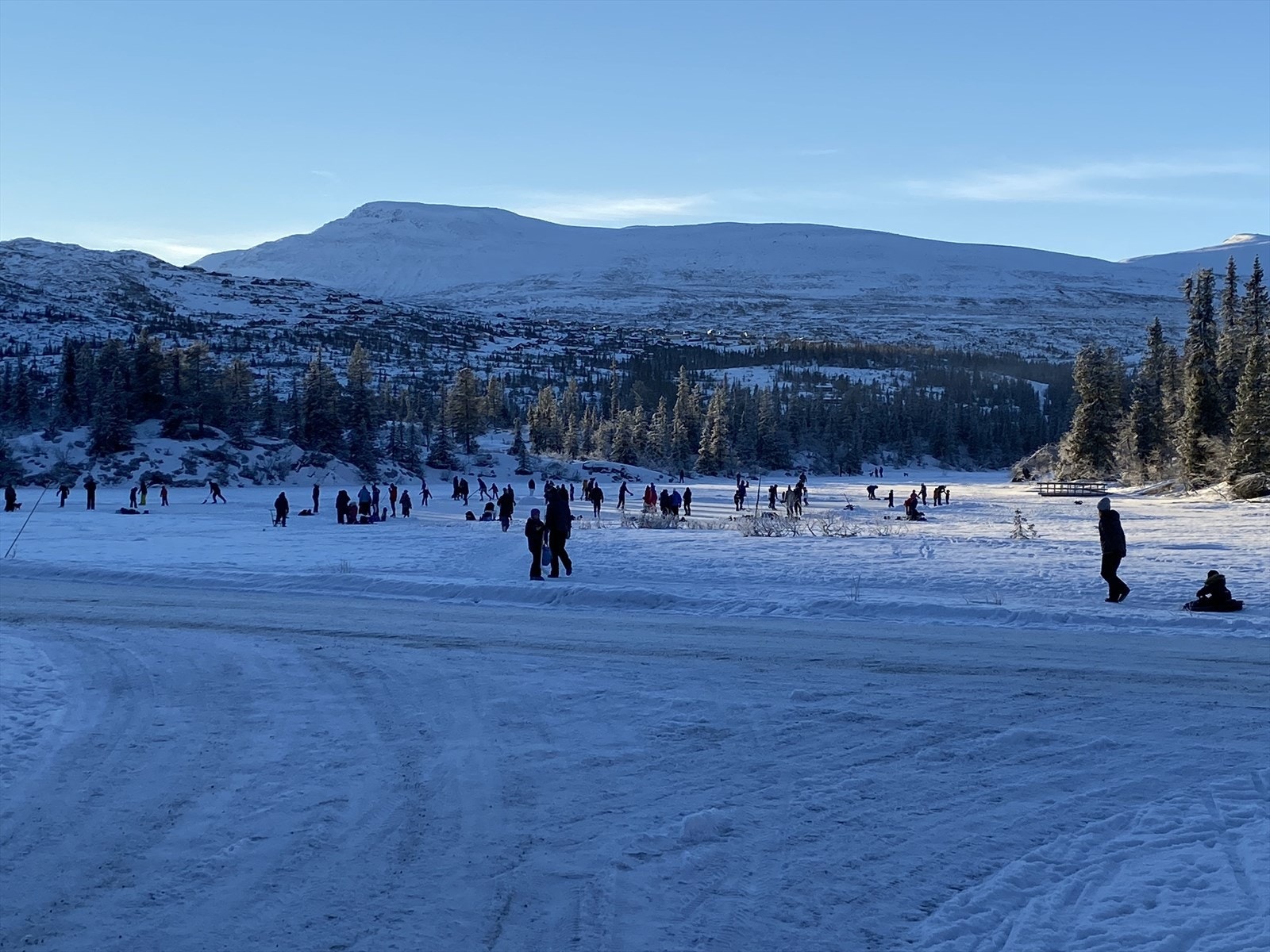 Nærområdet byr på mange ulike aktiviteter for store og små Galleribilde