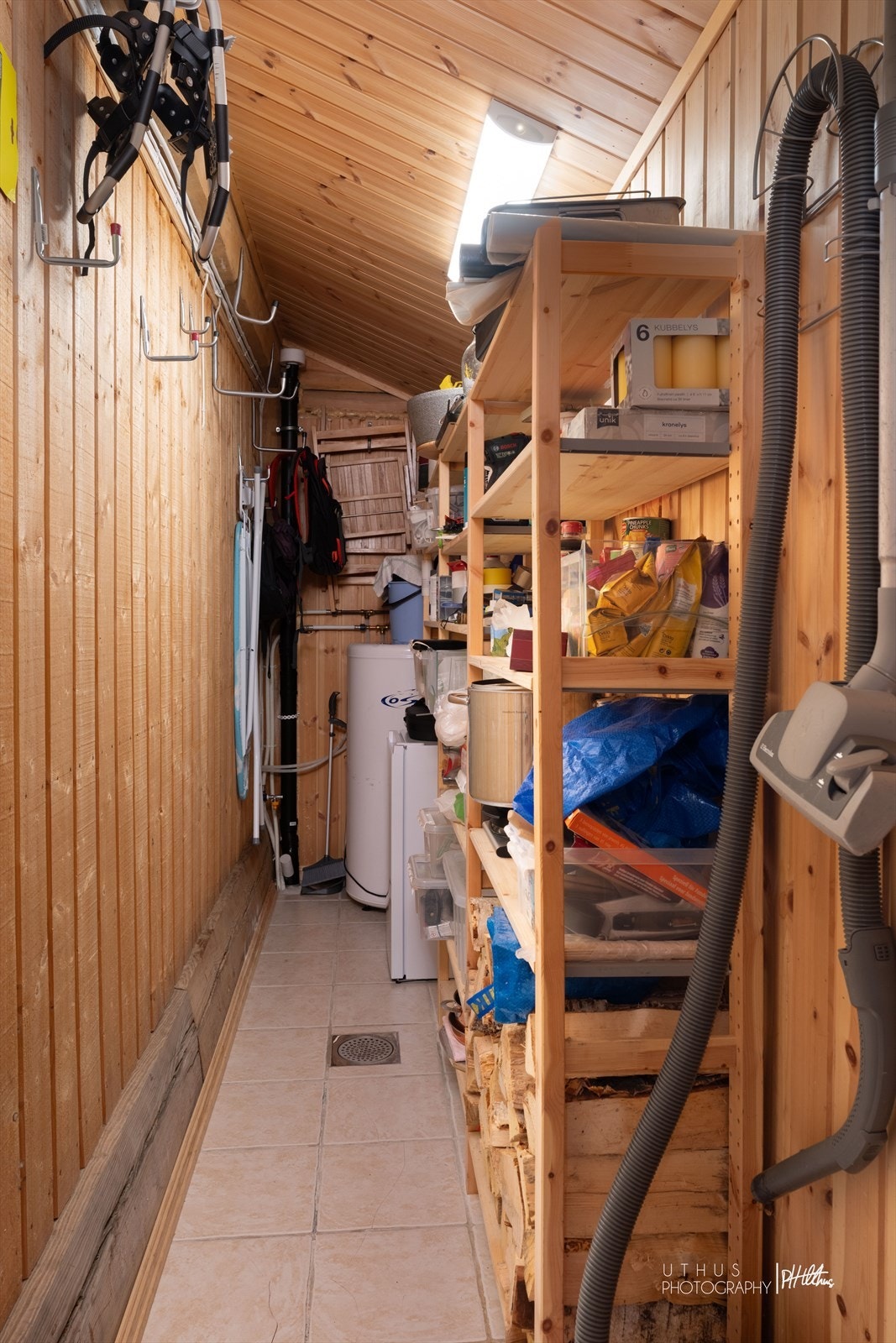 Innvendig bod Galleribilde