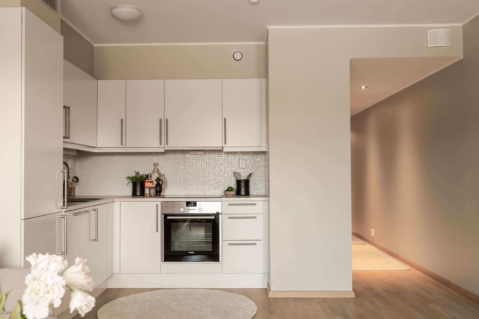 Kjøkkenet har fått TG-1 av takstmann og fremstår i god stand. Galleribilde