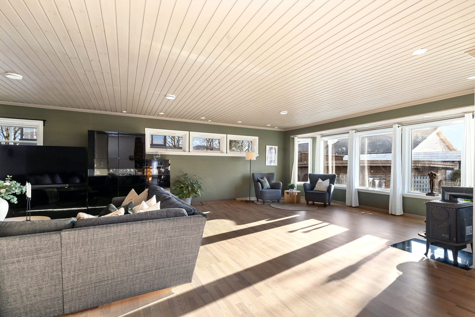 Her er det god plass til å innrede med flere sittegrupper. (Fotograf: Marianne Lyse) Galleribilde