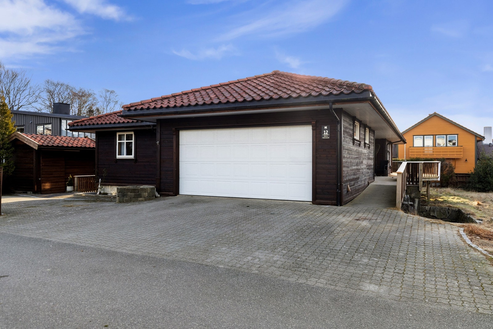 Boligen har en integrert garasje på 38 m². Galleribilde