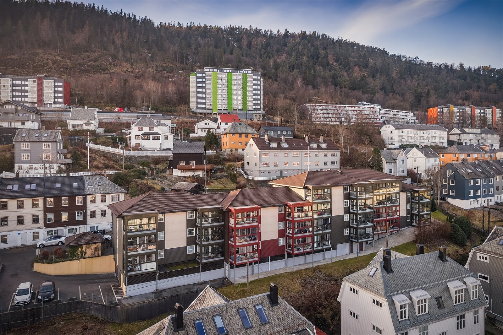 Leligheten befinner seg i 2. etasje Galleribilde