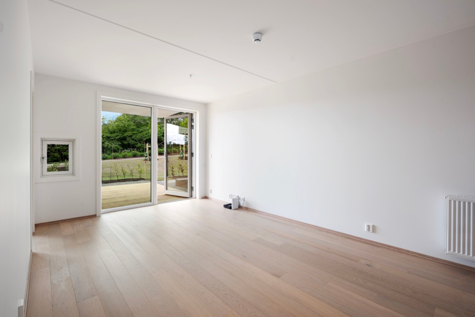 Utgang til en flott terrasse Galleribilde