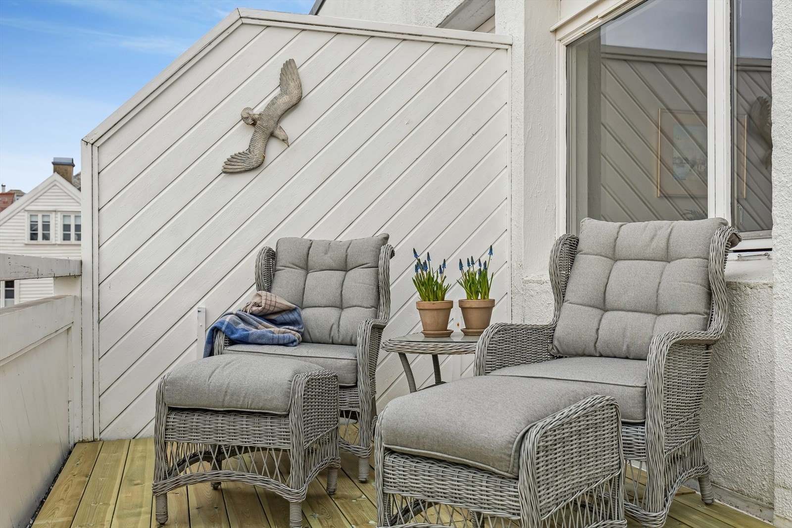 God plass til en koselig sittegruppe. Galleribilde