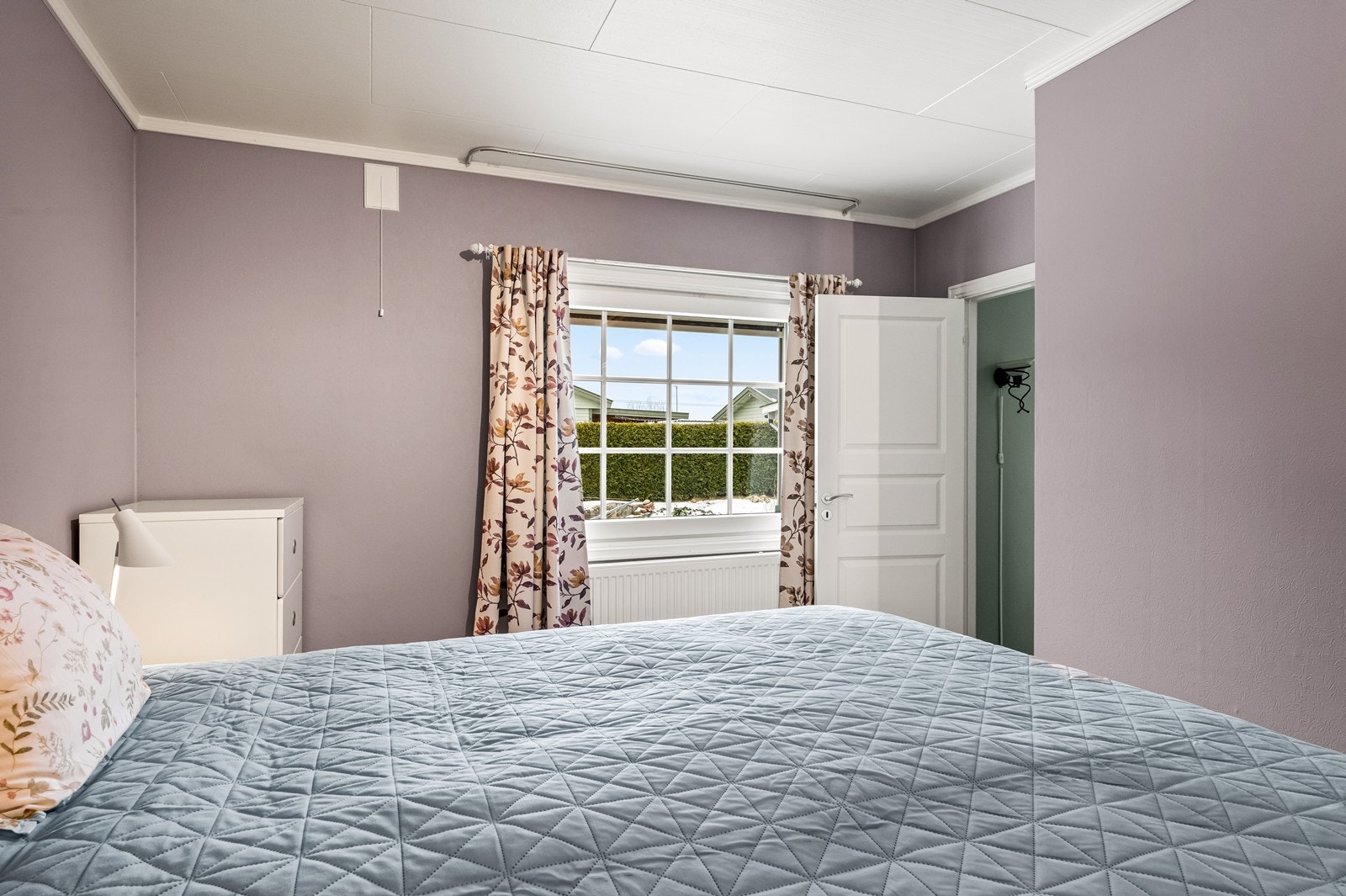 Rommet er lyst og trivelig. Galleribilde