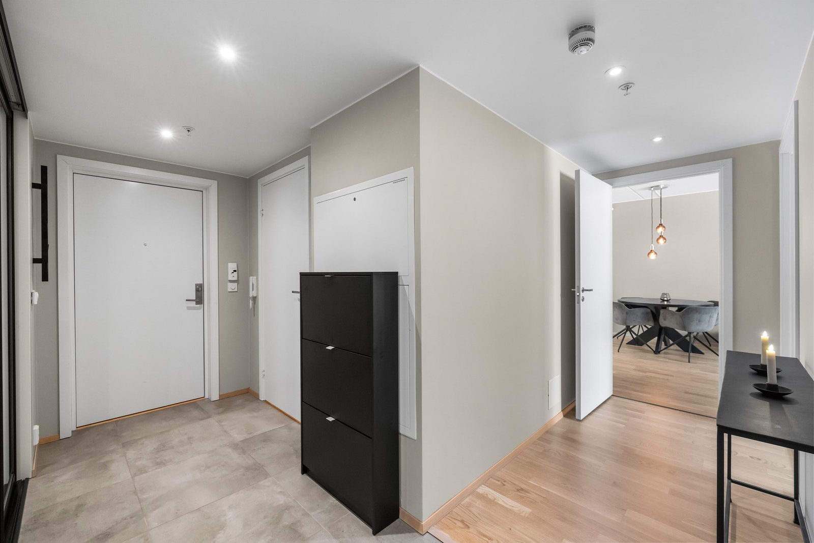 Leiligheten disponerer også en praktisk kjellerbod på 5 m²
. Galleribilde