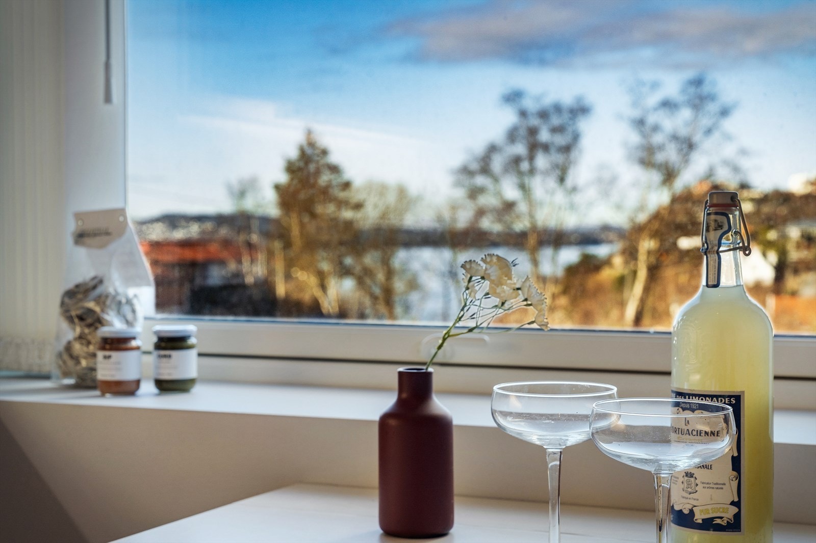 Sjøutsikt fra kjøkkenet! Galleribilde