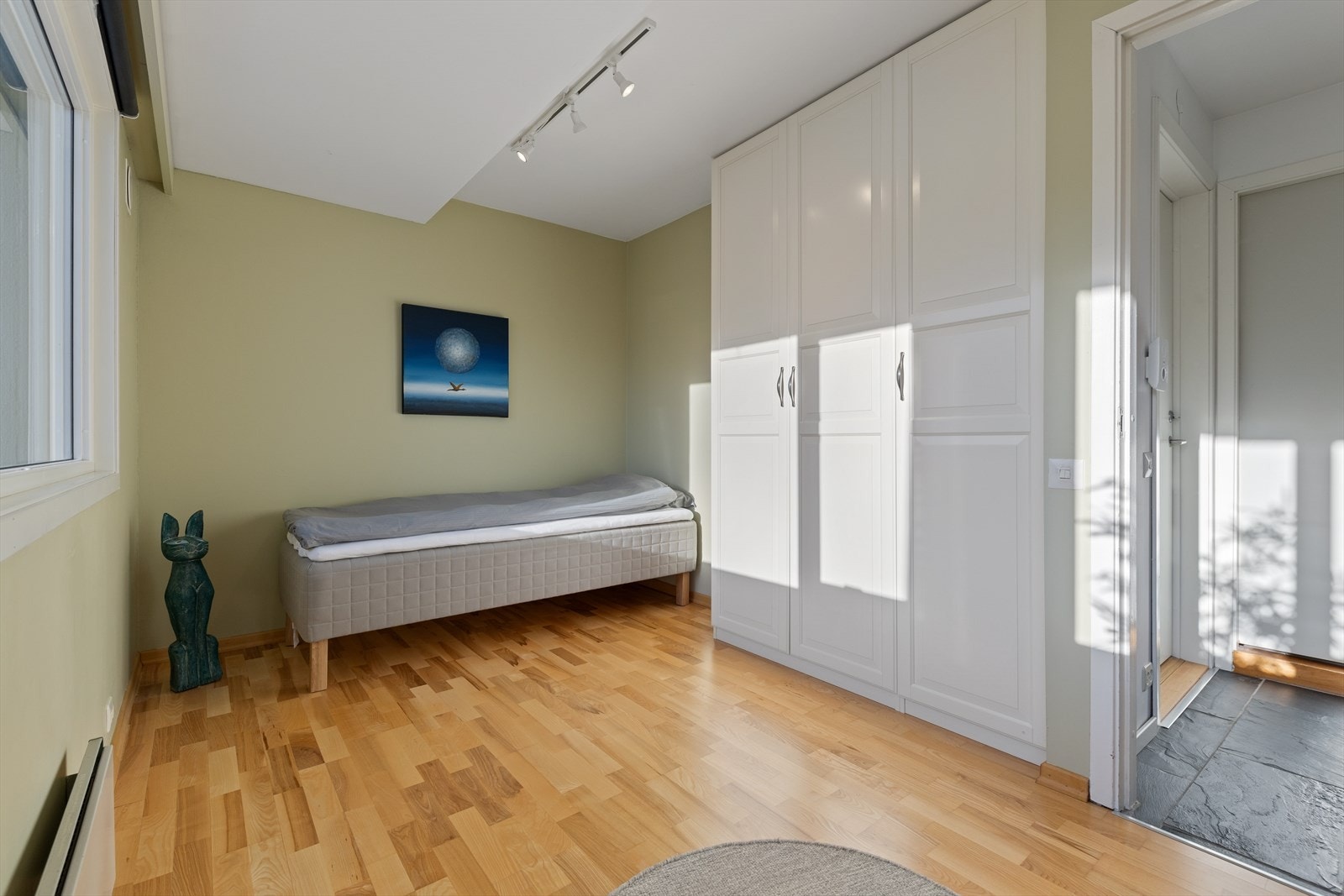 Soverom nummer to er også av bra størrelse. Galleribilde