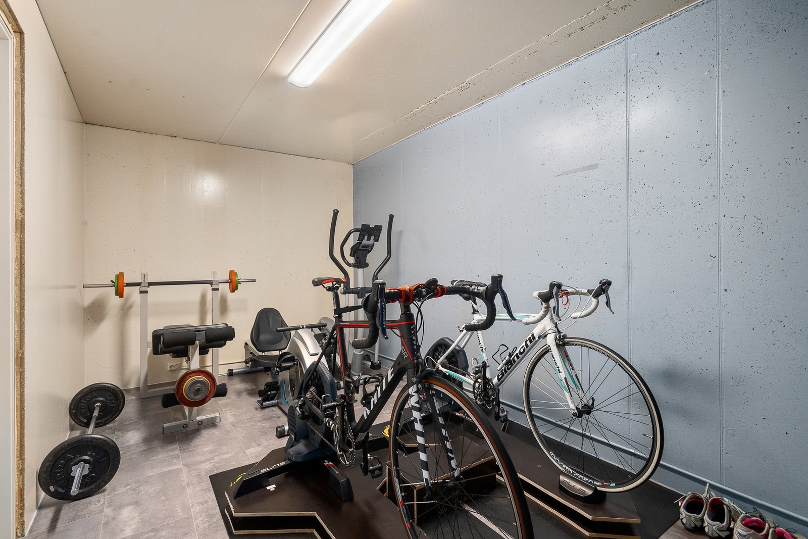 Boden er innredet som treningsrom Galleribilde