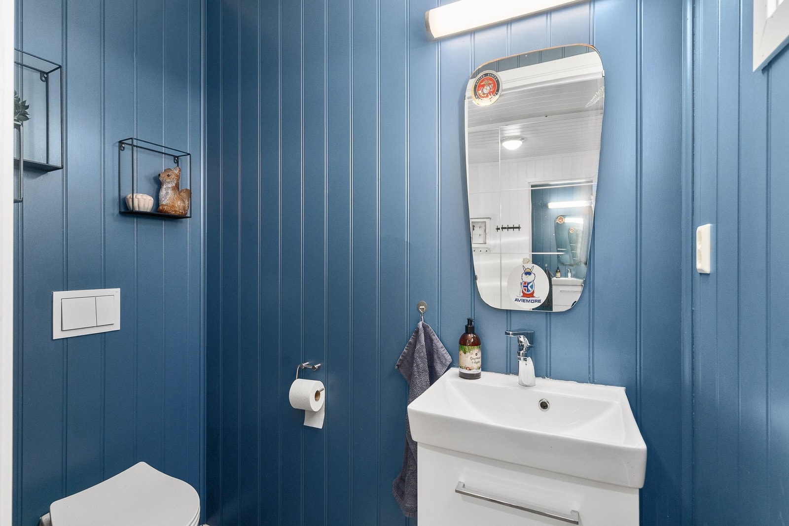 Wc-rom i entréen Galleribilde