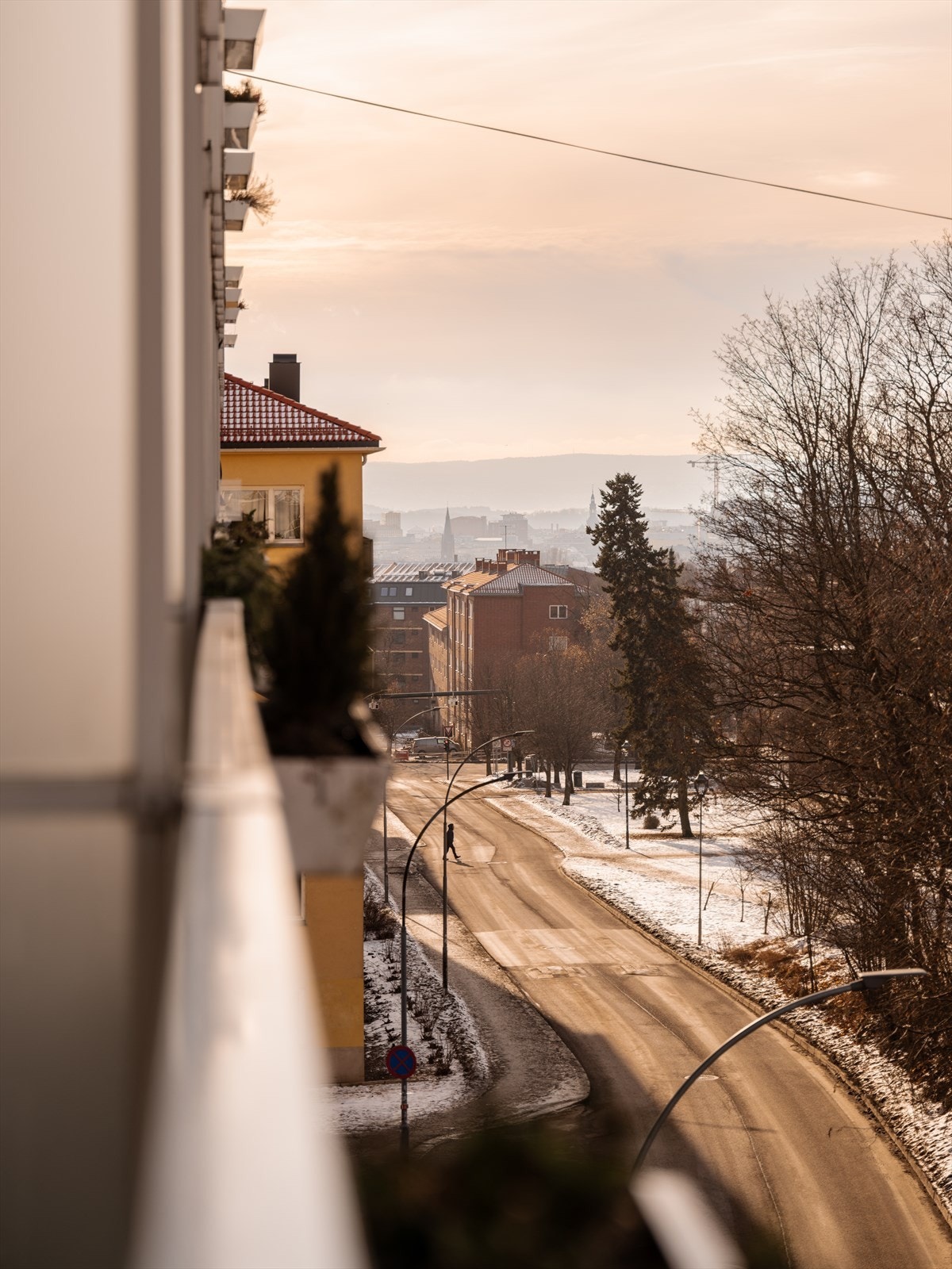 Langstrakt utsikt ned mot Oslo sentrum Galleribilde