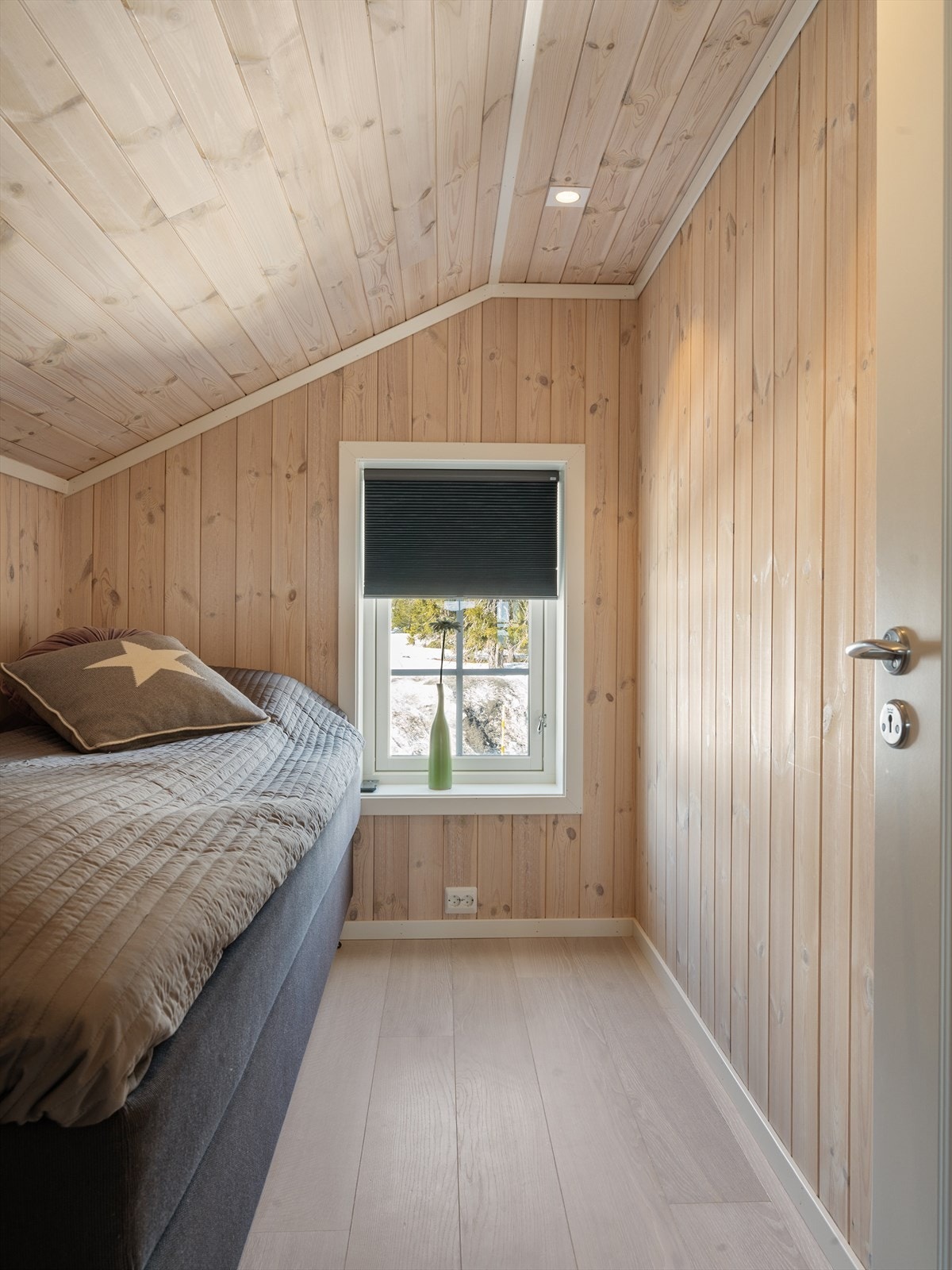 Soverom 2 i loftsetasjen. Galleribilde