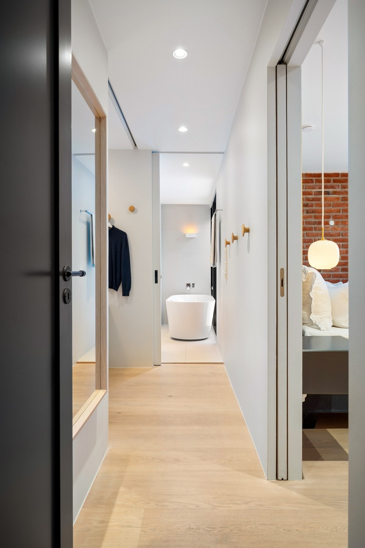 Masteravdelingen er trukket tilbake fra husets øvrige soner. Galleribilde