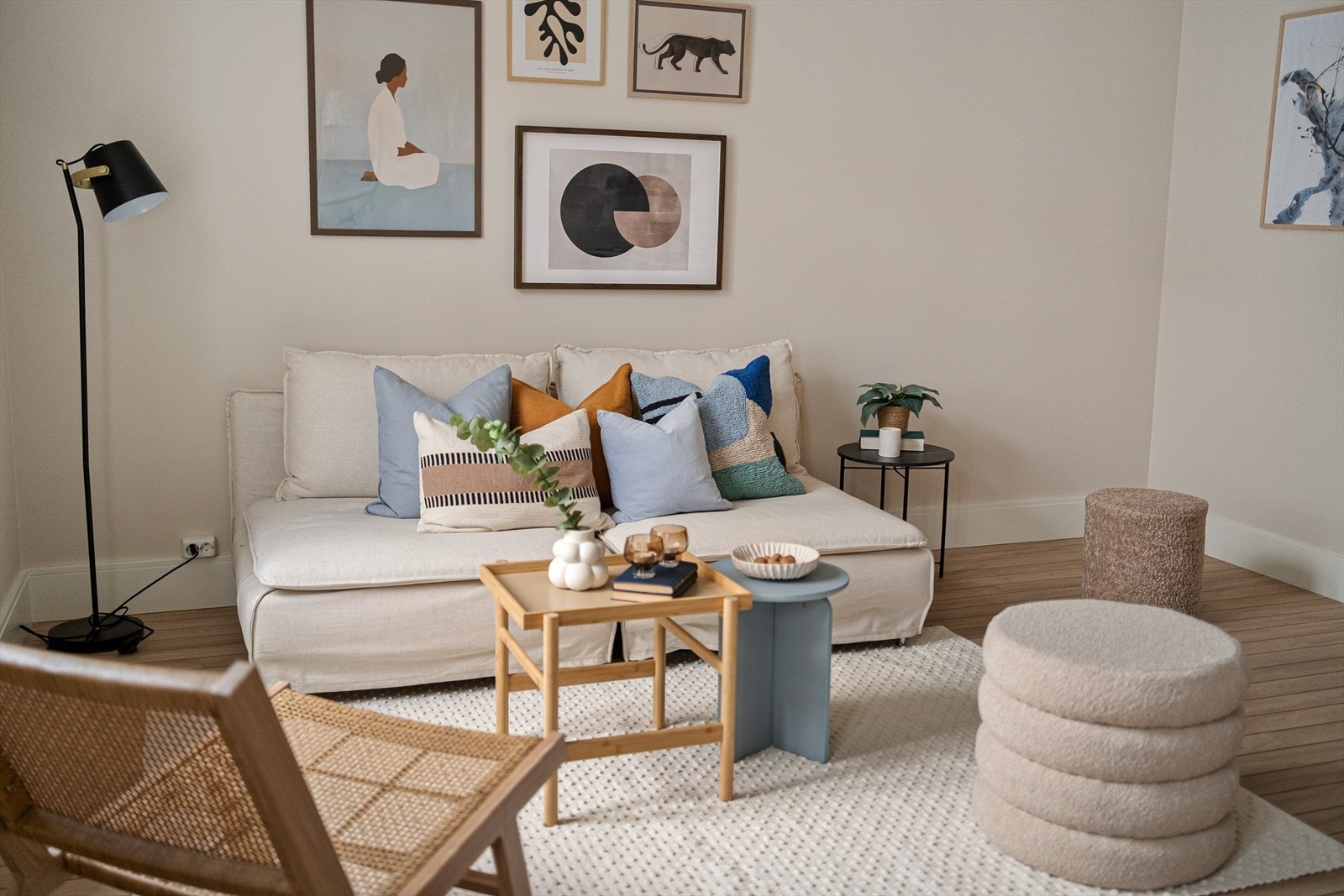 Bygården gjennomgikk betydelige oppgraderinger i 2015 og holder god standard. Galleribilde