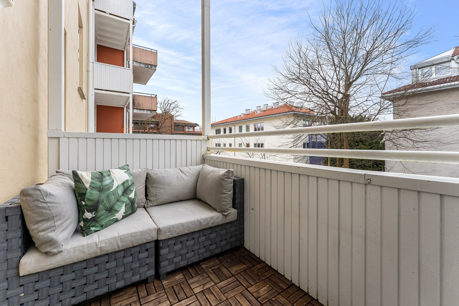 Solrik, sydvendt balkong på ca. 5 kvm. Galleribilde