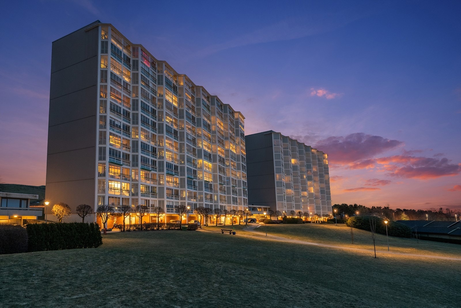 Borettslaget disponerer felleslokaler som kan leies av beboerne, for eksempel til gjester. Galleribilde