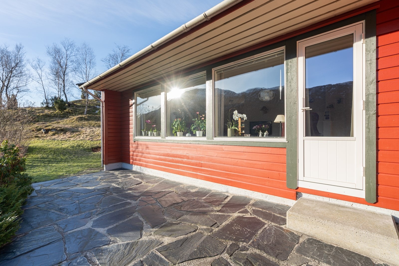 Lun og sørvendt markterrasse Galleribilde